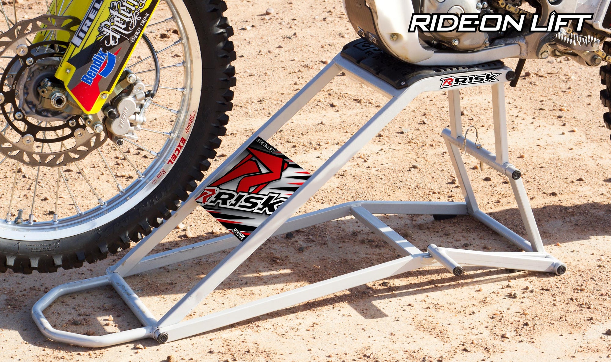 RR1 - Ride-On Lift Motocross/Dirtbike Stand // Risk Racing Europe